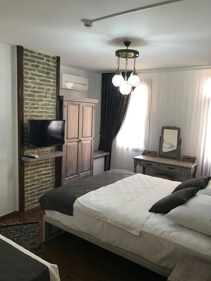 Ayshe Hotel Foça Extérieur photo