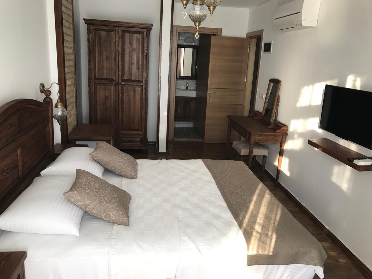 Ayshe Hotel Foça Extérieur photo