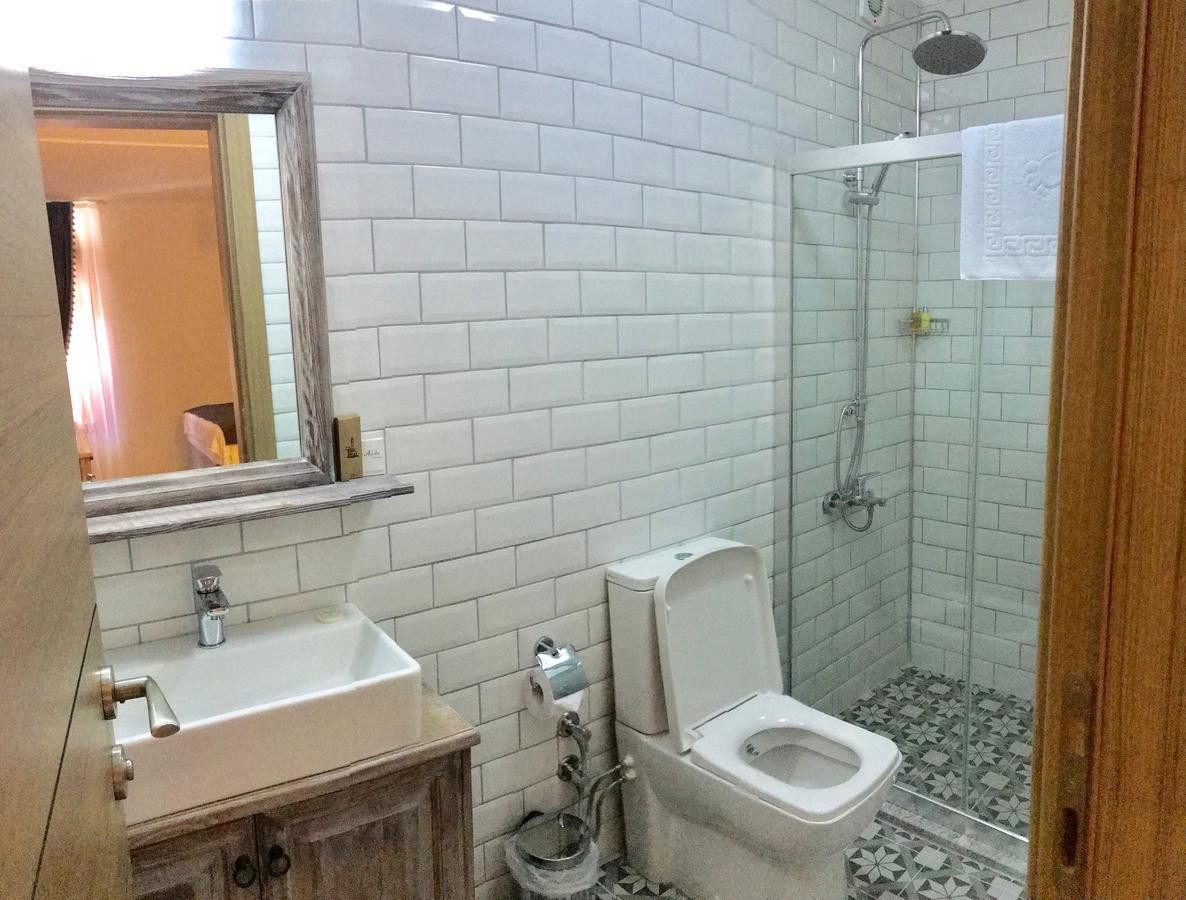 Ayshe Hotel Foça Extérieur photo